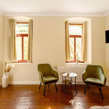 Alte Stadtvilla Am Weinberg 4 ترابن ترارباخ المظهر الخارجي الصورة